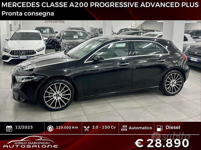 Nero Usata 2023 Mercedes 200 Tre volumi | 28.890 € (Super prezzo) - Immagine 1/4