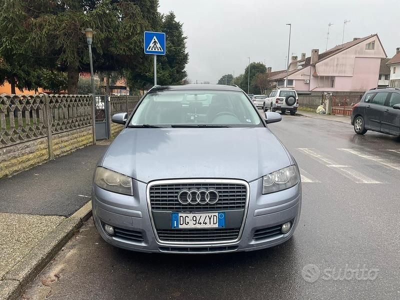 Usata Audi A3 105 CV (77 kW) 2006 Grigio Utilitaria