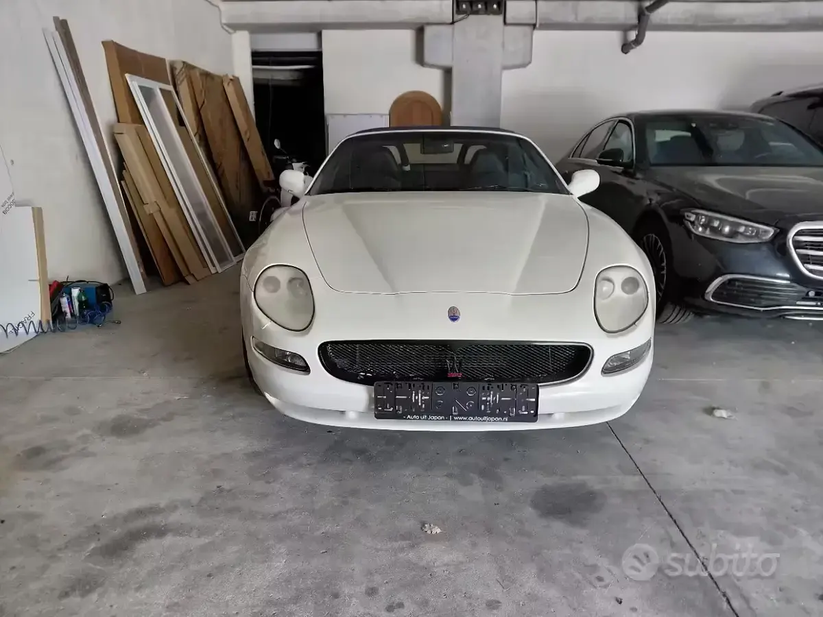 Usata Maserati Spyder 390 CV (286 kW) 2002 Cabrio