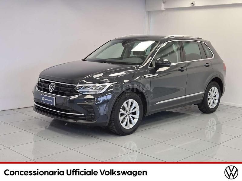 Grigio Usata 2022 VW Tiguan Life SUV | 25.990 € (Buon prezzo) - Immagine 1/4