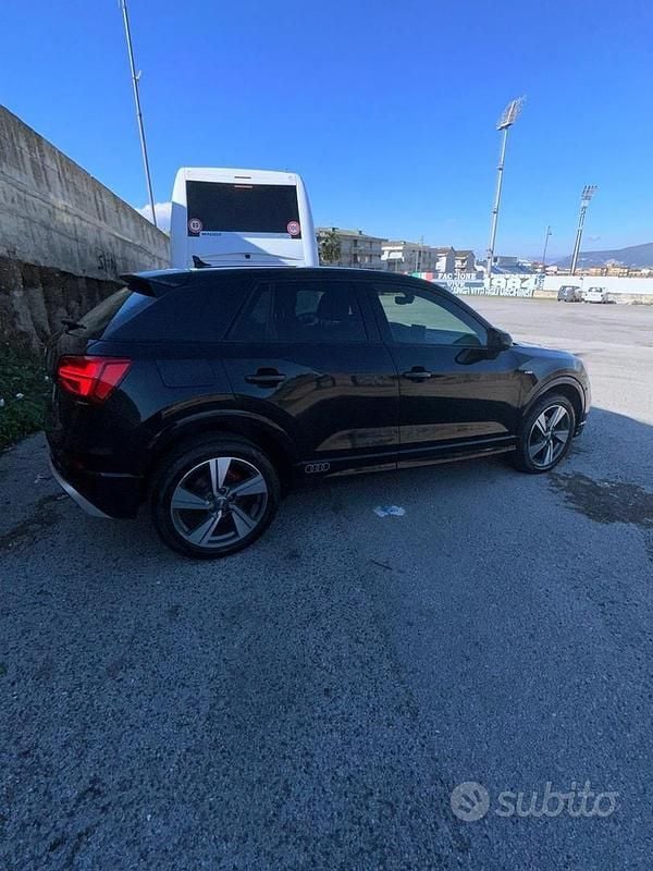 Begagnad Audi Q2 S-Line 116 HK (85 kW) 2024 Svart SUV