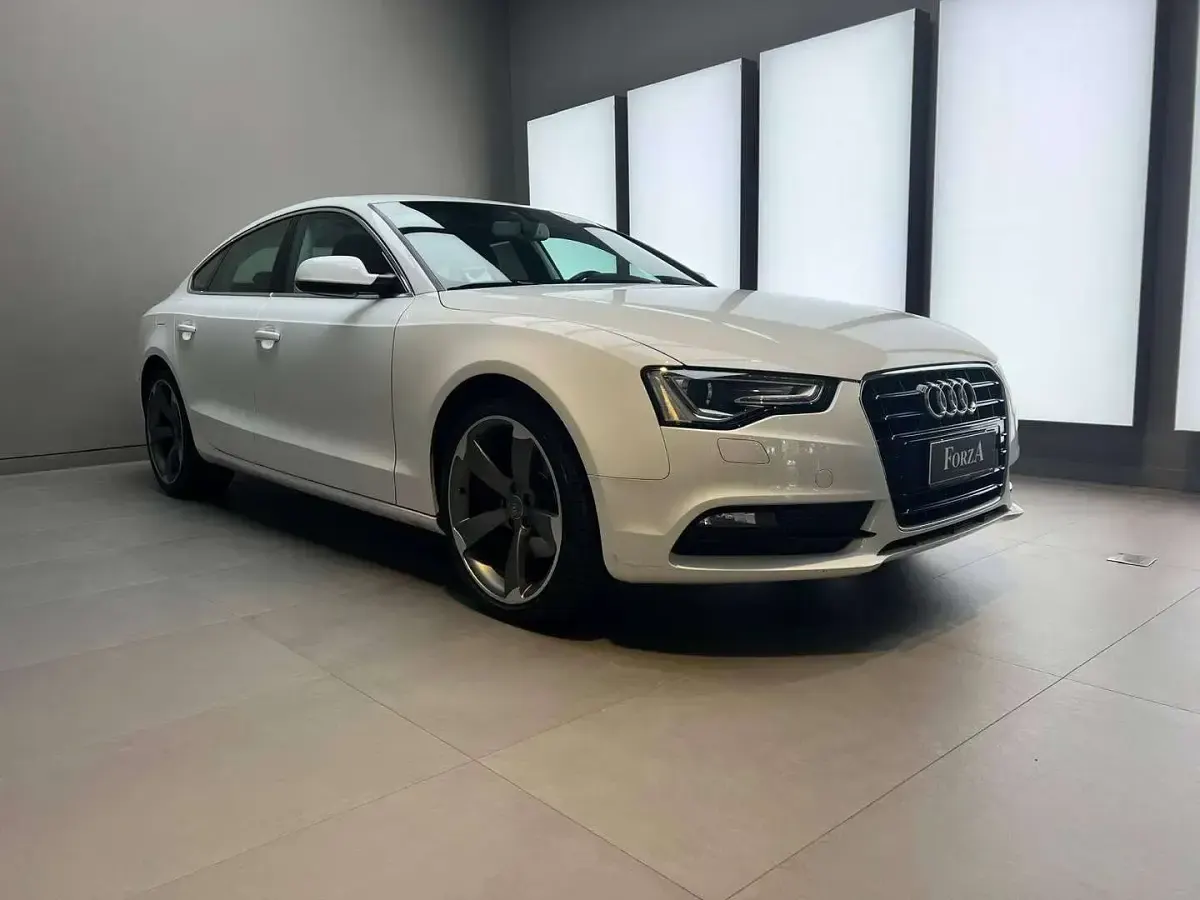 Usata Audi A5 Sportback 177 CV (130 kW) 2014 Bianco Utilitaria