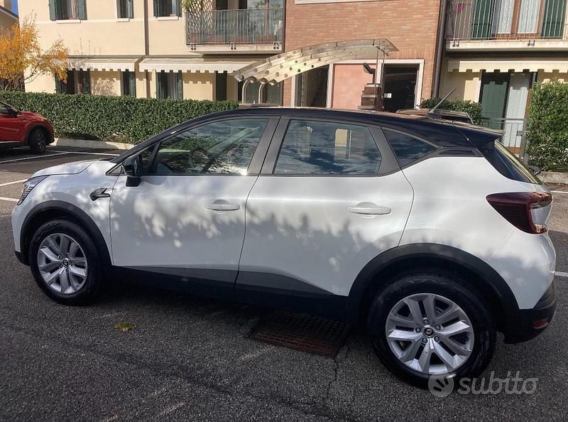 Usata 2022 Renault Captur SUV | 18.500 € - Immagine 1/3