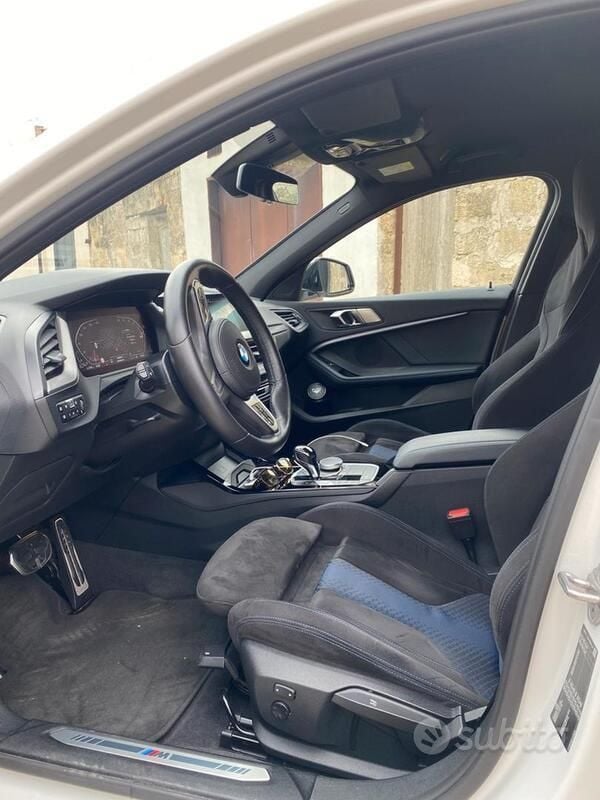 Usata BMW 118 150 CV (110 kW) 2021 Bianco Utilitaria