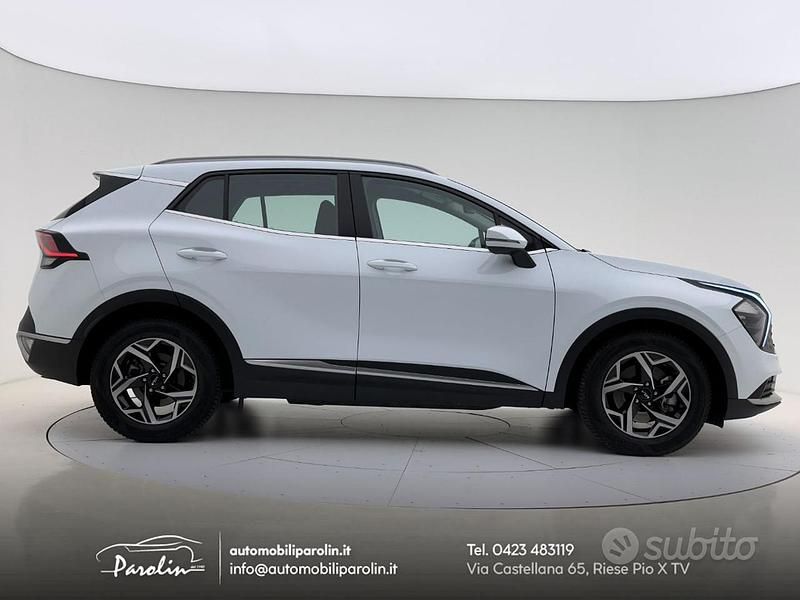 Usata Kia Sportage 136 CV (100 kW) 2023 Bianco / pastello SUV