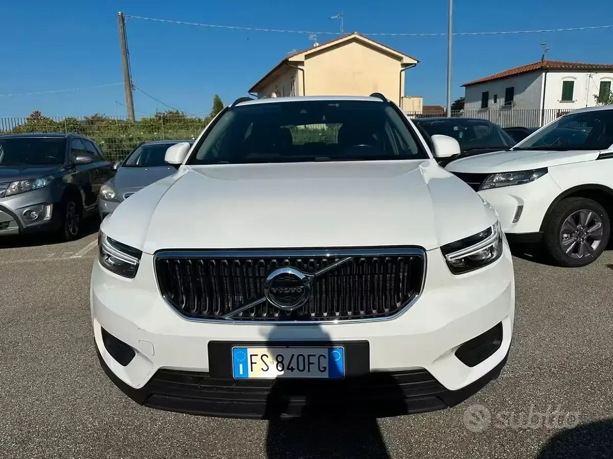 Usata Volvo XC40 Inscription 150 CV (110 kW) 2018 Bianco SUV