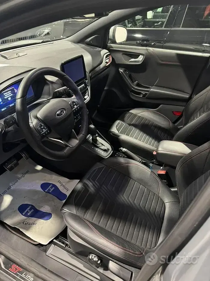 Usata Ford Puma 125 CV (91 kW) 2020 Grigio SUV