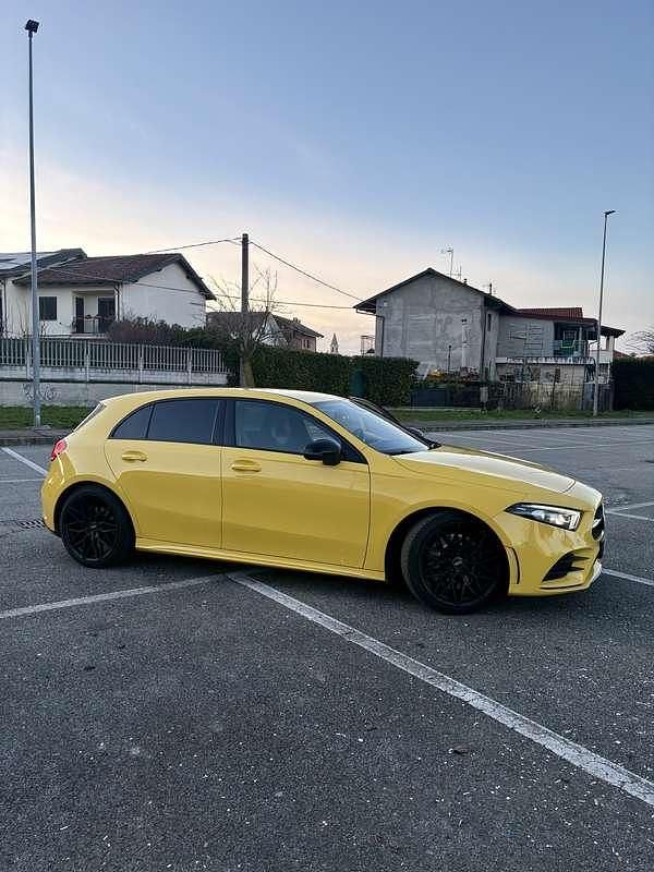 Usata Mercedes A250 Premium 224 CV (164 kW) 2019 Giallo Berlina