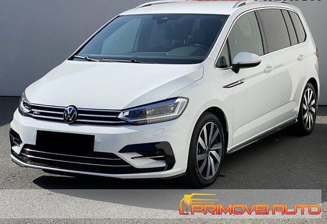 Usata VW Touran Executive 122 CV (89 kW) 2023 Bianco Monovolume
