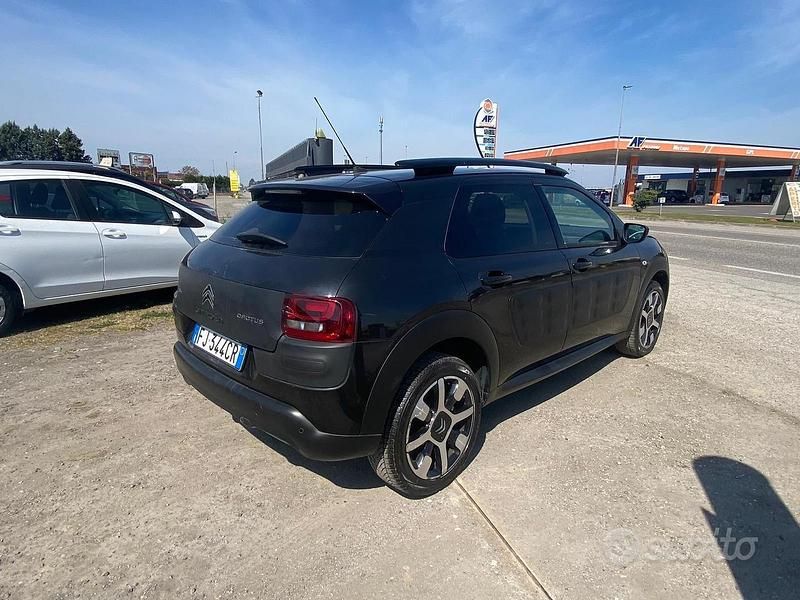 Usata Citroën C4 Cactus Shine 2017 Nero Utilitaria