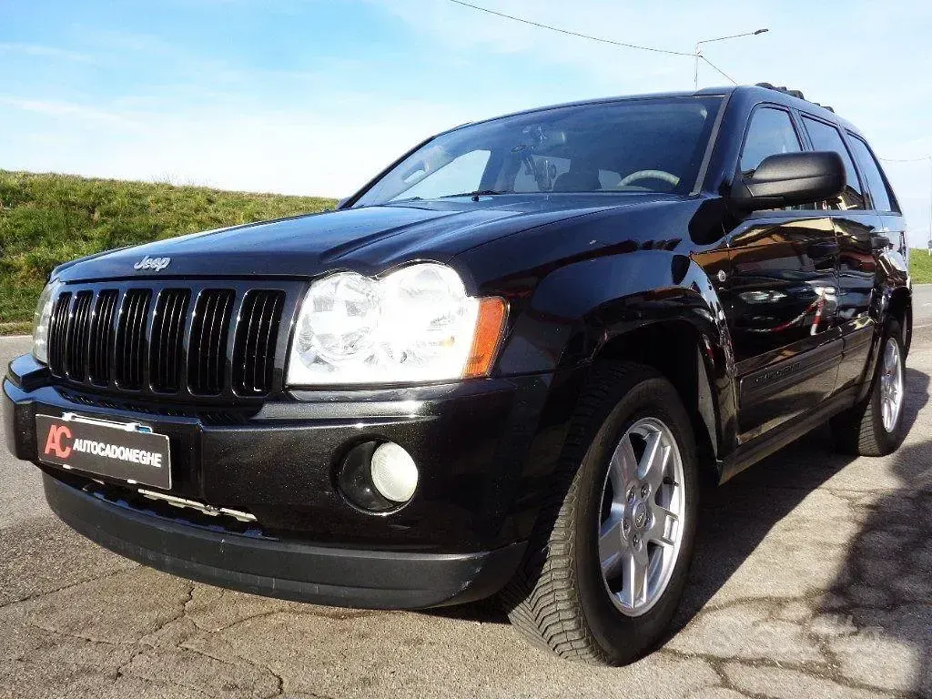 Usata Jeep Grand Cherokee 201 CV (147 kW) 2005 Nero SUV