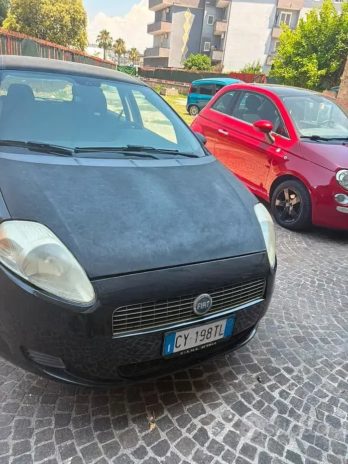 Usata Fiat Grande Punto 77 CV (56 kW) 2006 Nero Utilitaria