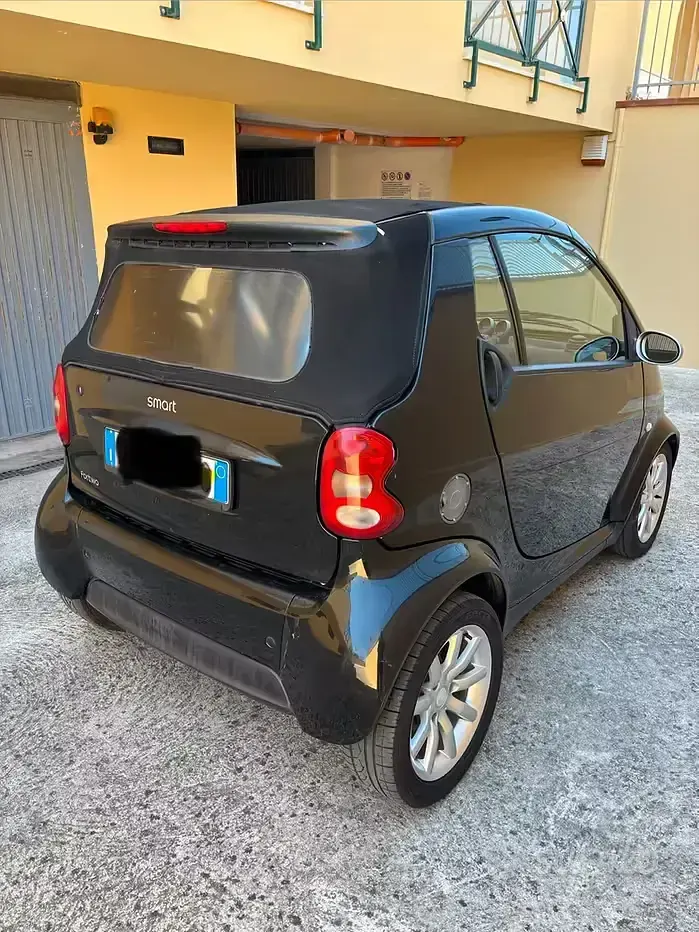 Usata Smart ForTwo Cabrio Passion 61 CV (44 kW) 2006 Nero Cabrio
