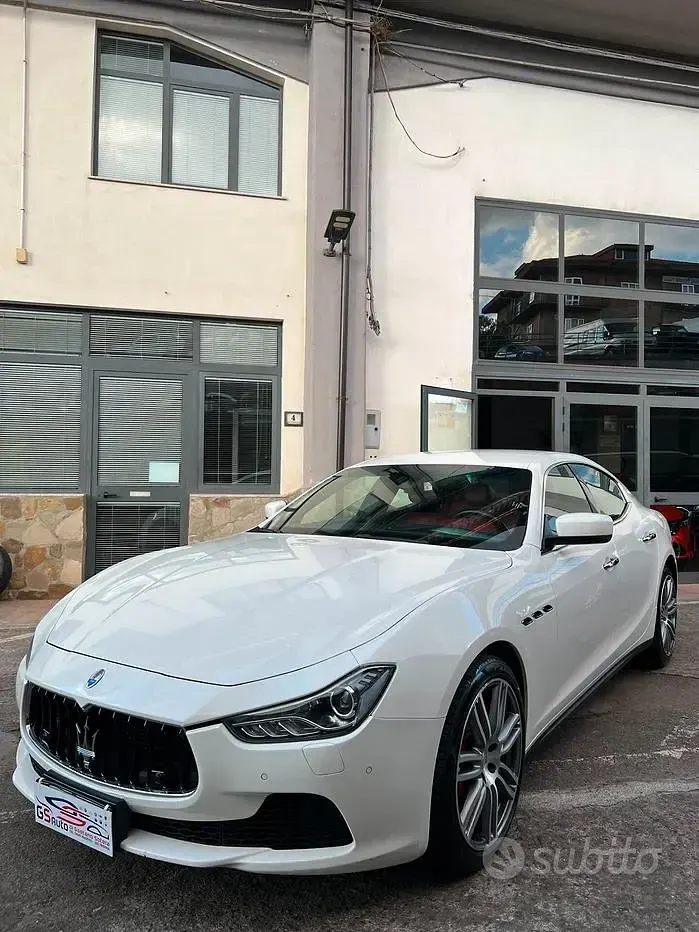 Usata Maserati Ghibli 275 CV (202 kW) 2015 Bianco Berlina