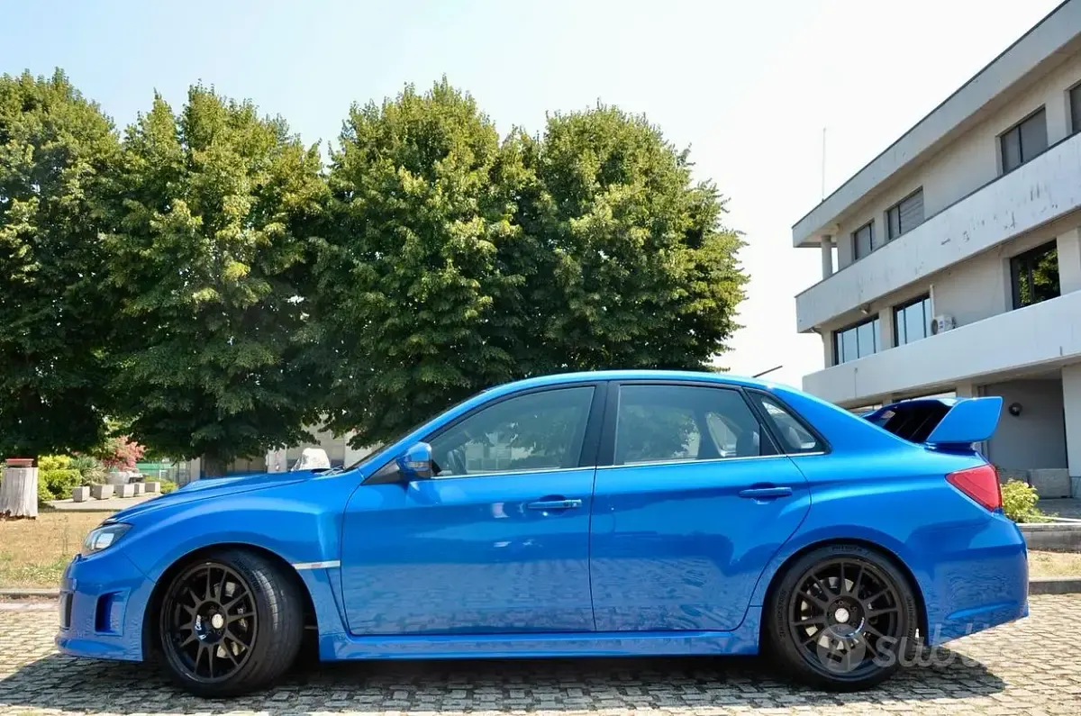 Usata Subaru Impreza 300 CV (220 kW) 2012 Bluazzurro Berlina