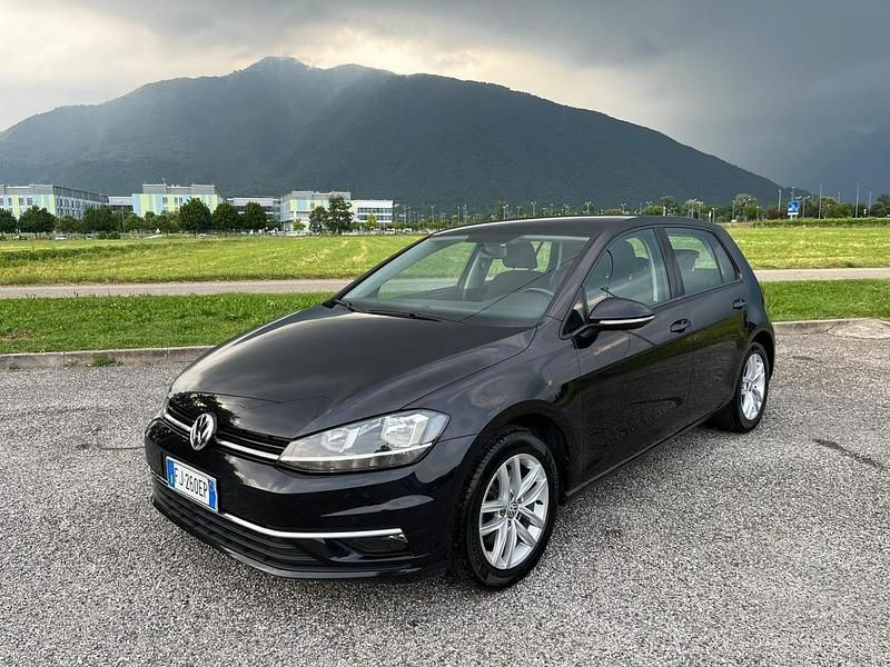 Usata VW Golf VII Executive 125 CV (91 kW) 2017 Nero Berlina