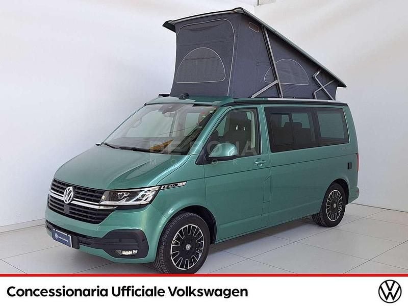 Usata VW California California 204 CV (150 kW) 2020 Bay leaf green met Furgone