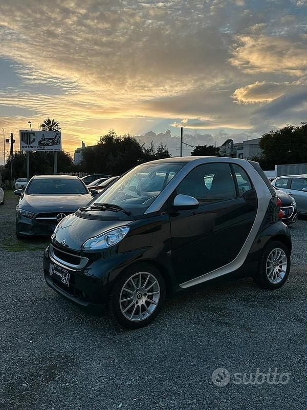 Nero Usata 2008 Smart ForTwo Coupé Coupé | 5500 € - Immagine 1/4