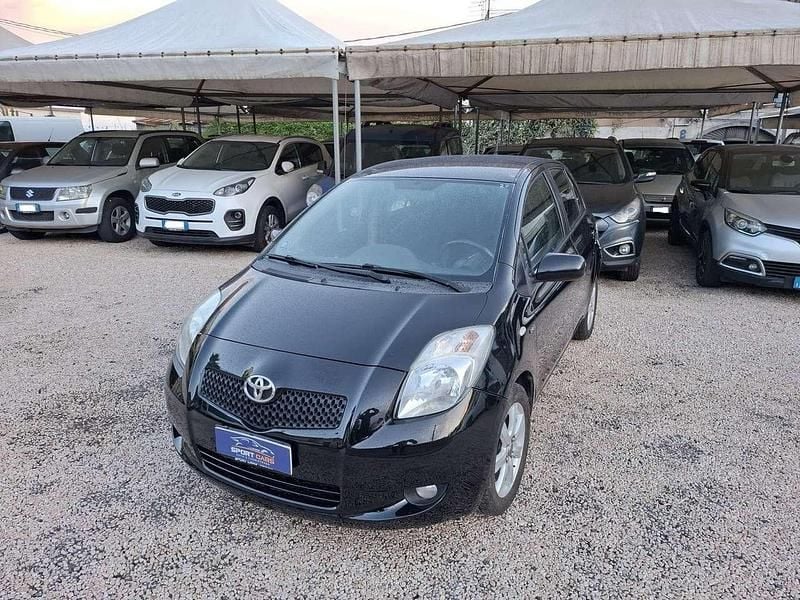 Usata Toyota Yaris Sol 90 CV (66 kW) 2008 Nero Utilitaria
