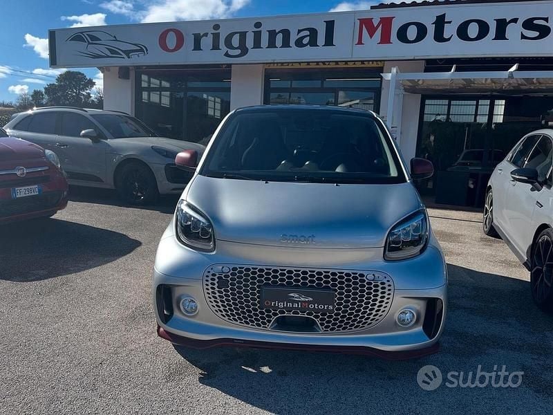 Usata Smart ForTwo Coupé Brabus 41 kW (56 CV) 2020 Grigio Utilitaria