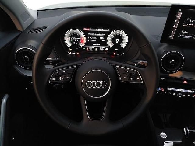 Usata Audi Q2 Advanced 150 CV (110 kW) 2025 Argento SUV