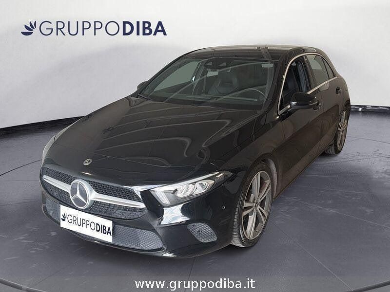 Usata Mercedes A180 116 CV (85 kW) 2019 Nero Berlina