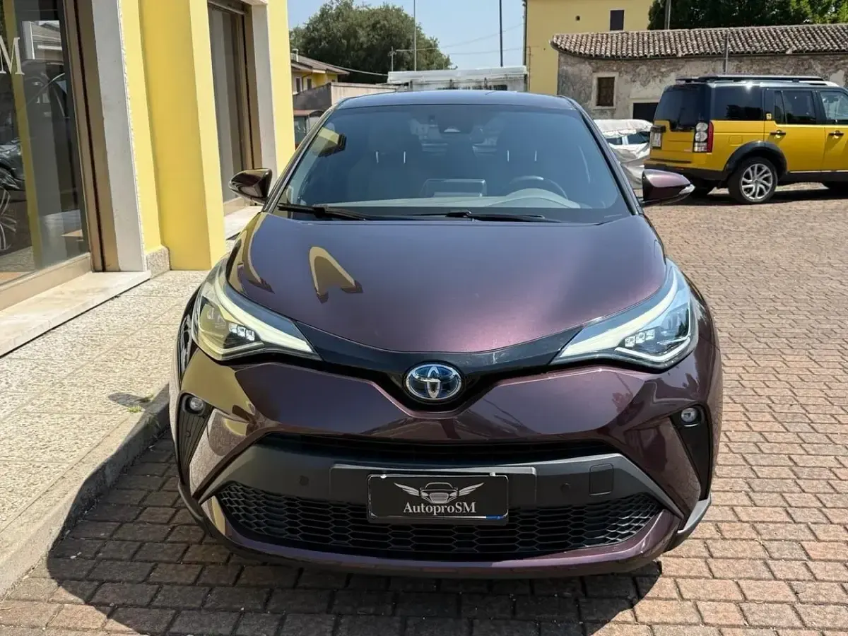Usata Toyota C-HR Lounge 97 CV (71 kW) 2023 Viola SUV