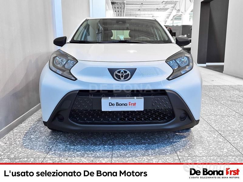 Usata Toyota Aygo X Active 72 CV (52 kW) 2022 Other SUV