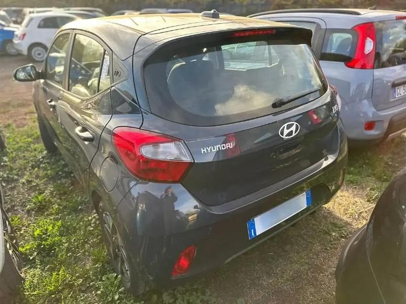 Nuova Hyundai i10 63 CV (46 kW) 2025 Grigio Utilitaria