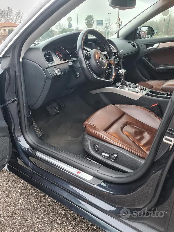 Usata Audi A5 190 CV (139 kW) 2014 Blu Coupé