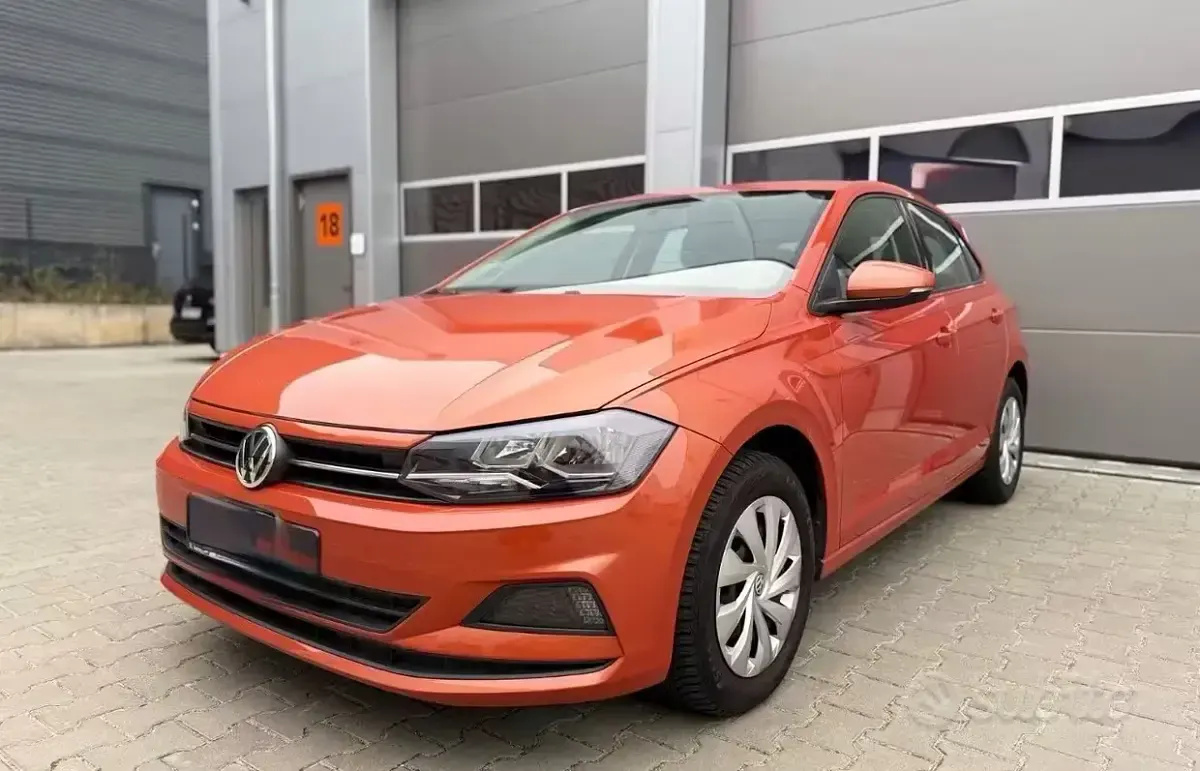 Usata VW Polo Comfortline 65 CV (47 kW) 2018 Arancione Utilitaria