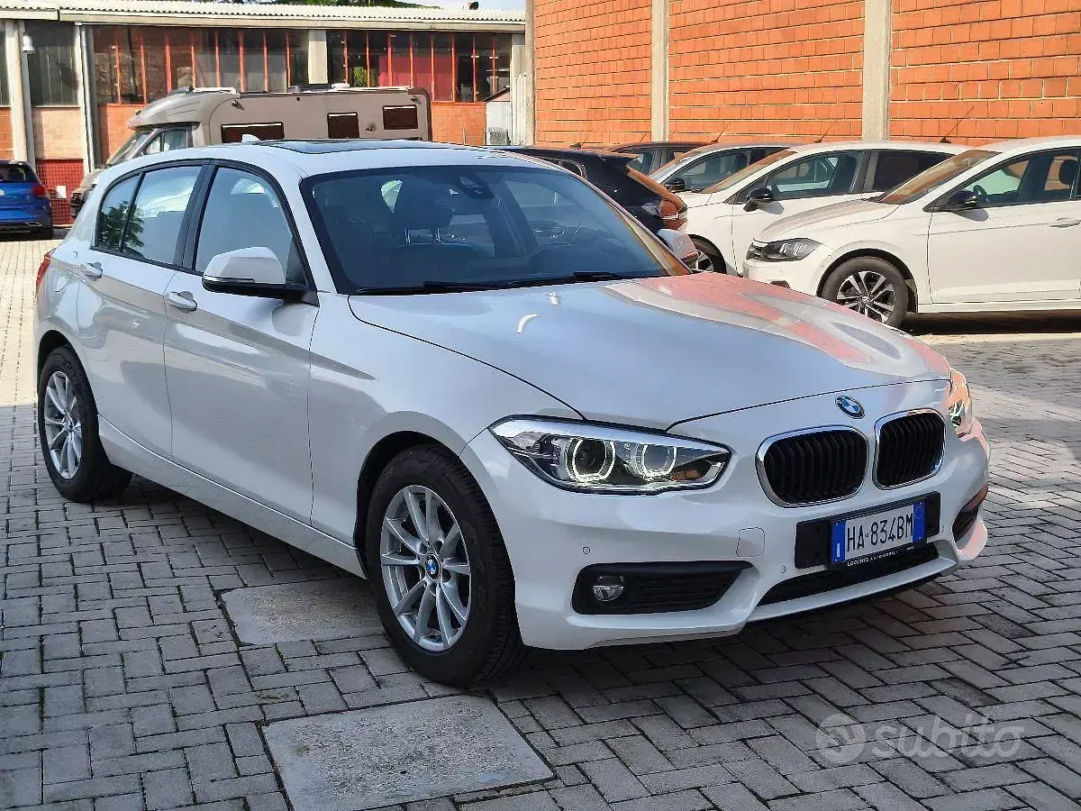 Usata BMW 120 Advantage 184 CV (135 kW) 2018 Bianco Utilitaria