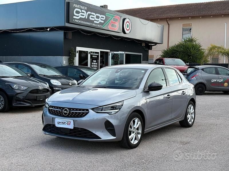 Usata Opel Corsa Edition 74 CV (54 kW) 2022 Grigio Utilitaria