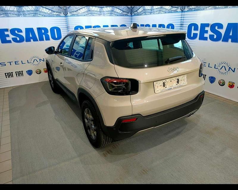 Nuevo Jeep Avenger Longitude 101 CV (74 kW) 2025 Gris SUV
