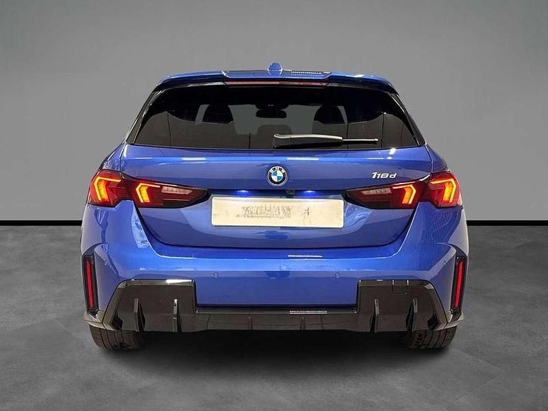 Usata BMW 118 Comfort Edition 150 CV (110 kW) 2024 Portimao blue metallizzato Utilitaria