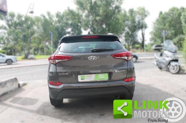 Usata Hyundai Tucson Xpossible 141 CV (103 kW) 2016 Gray SUV
