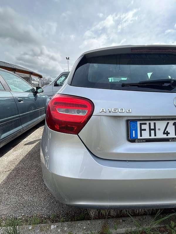 Usata Mercedes A160 Edition 90 CV (66 kW) 2017 Grigio Berlina