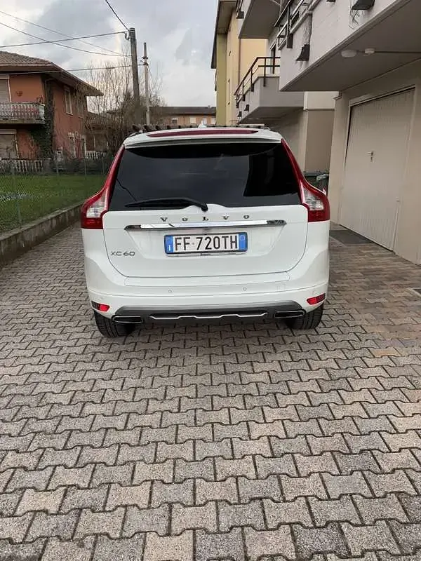 Usata Volvo XC60 Business Edition 150 CV (110 kW) 2016 SUV