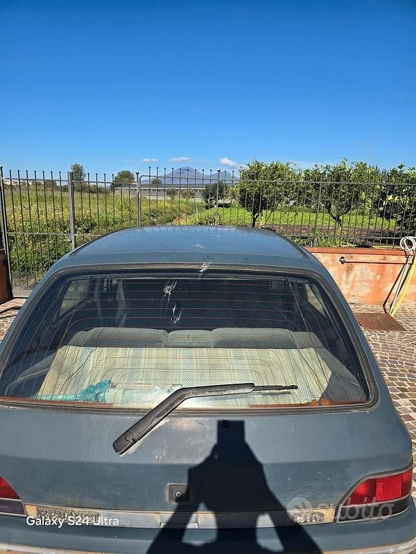 Usata Renault Clio 1993 Verde Berlina