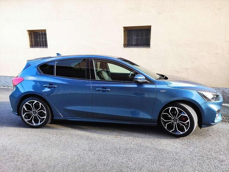 Usata Ford Focus ST-Line 125 CV (91 kW) 2021 Blu Berlina
