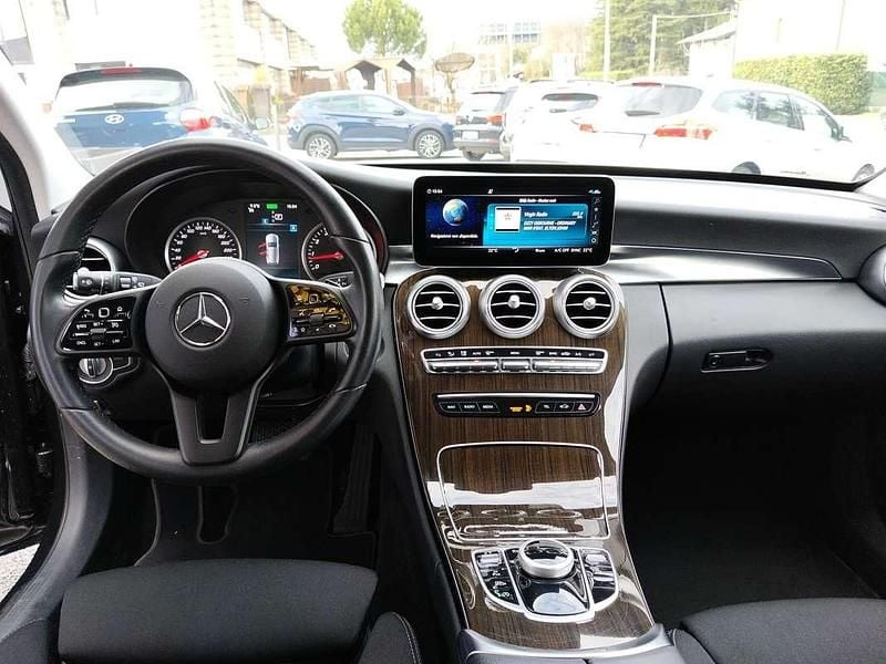 Usata Mercedes C200 Premium 184 CV (135 kW) 2021 Nero Station wagon