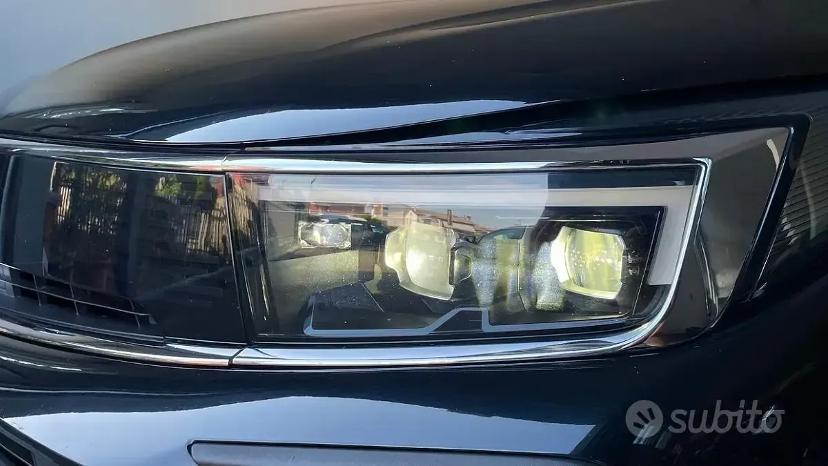 Usata Opel Grandland X Business Elegance 131 CV (96 kW) 2022 Nero SUV