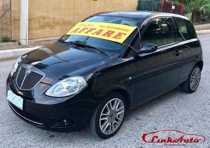 Nero Usata 2006 Lancia Ypsilon Due volumi | 2999 € (Buon prezzo) - Immagine 1/4