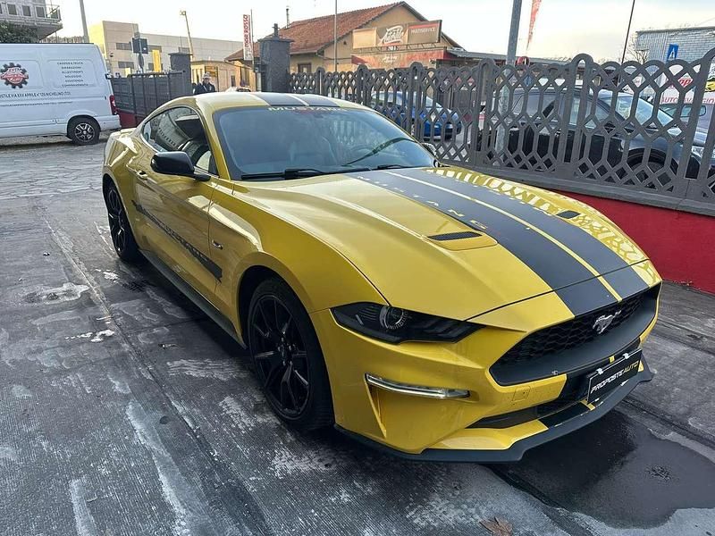 Usata Ford Mustang 317 CV (233 kW) 2018 Giallo Coupé