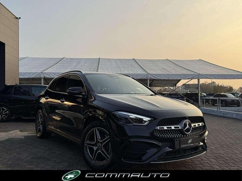 Usata Mercedes GLA200 Advanced Plus 150 CV (110 kW) 2025 Nero SUV