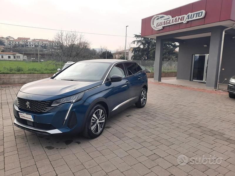Usata Peugeot 3008 Allure 131 CV (96 kW) 2023 Blu SUV