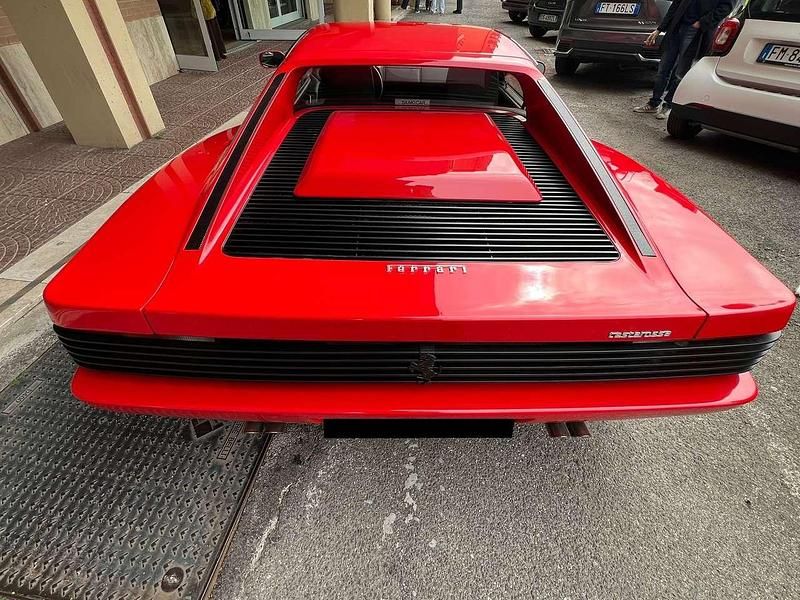 Usata Ferrari Testarossa 389 CV (286 kW) 1987 Rosso corsa Coupé
