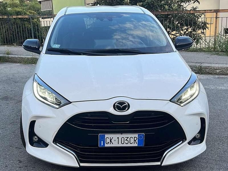 Bianco Usata 2022 Mazda 2 Due volumi | 16.500 € (Buon prezzo) - Immagine 1/4