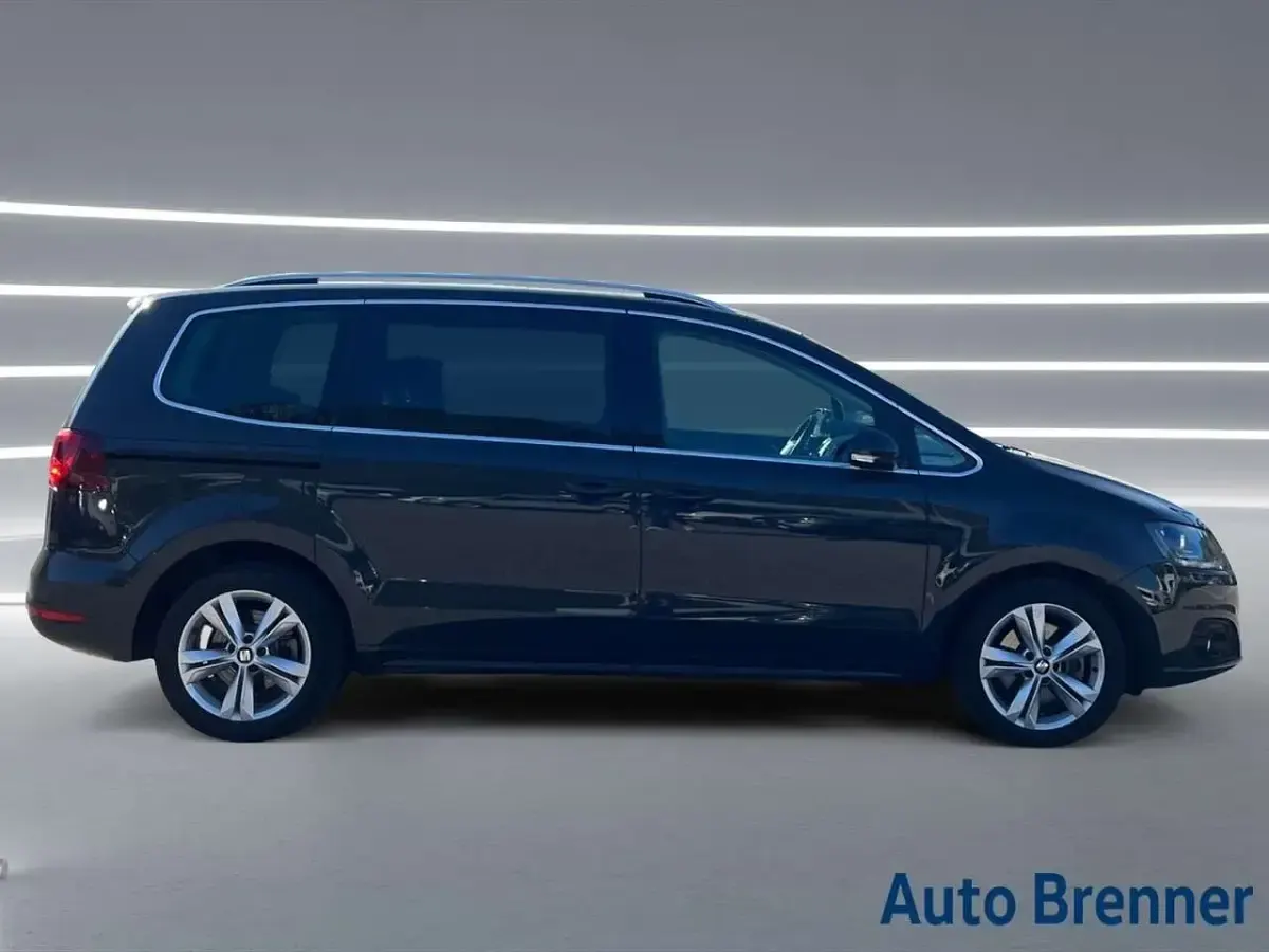 Usata Seat Alhambra XCELLENCE 150 CV (110 kW) 2021 Grigio urano Monovolume