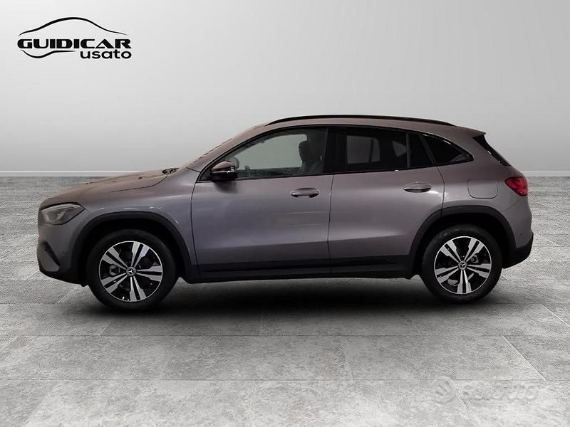 Nuova Mercedes GLA200 Advanced 150 CV (110 kW) 2025 Grigio SUV